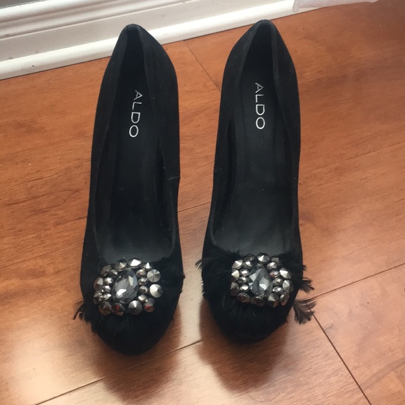 Women’s Aldo Shoes - Picture 1 of 5